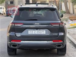 جیپ گراند شیرۆکی